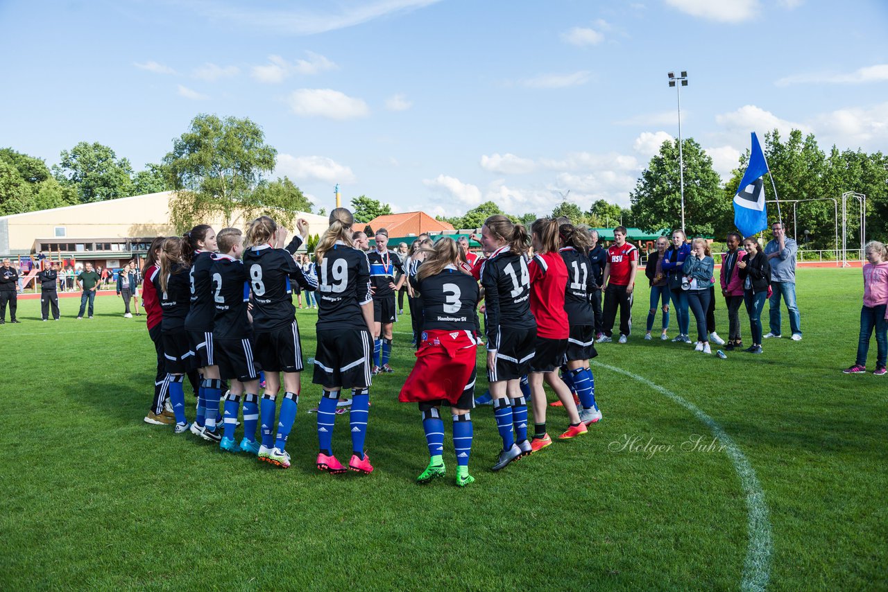 Bild 95 - wBJ SV Henstedt Ulzburg - Hamburger SV : Ergebnis: 0:2